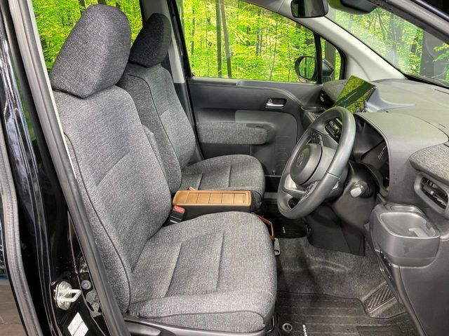 TOYOTA SIENTA HYBRID 2022 Image 31