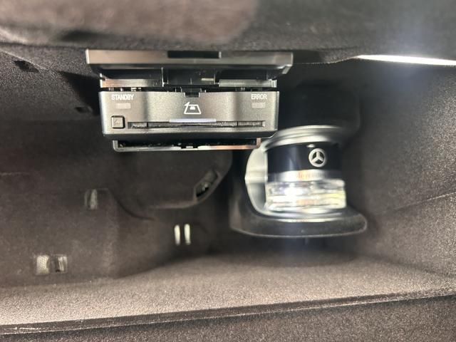 MERCEDES BENZ EQS 2022 Image 31