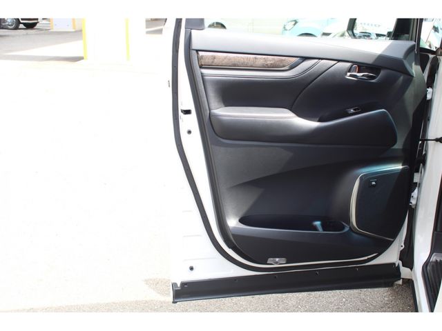 TOYOTA ALPHARD 2021 Image 31