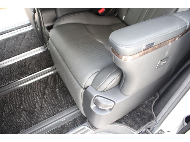 TOYOTA ALPHARD 2021 Image 31