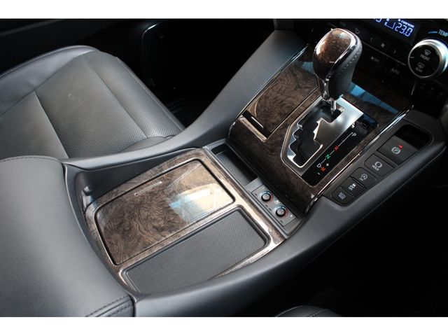 TOYOTA ALPHARD 2021 Image 31