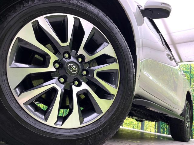 TOYOTA LANDCRUISER PRADO 2023 Image 31