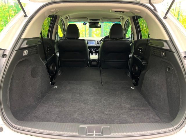 HONDA VEZEL HYBRID 2017 Image 31