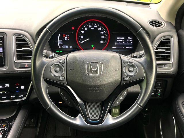 HONDA VEZEL HYBRID 2017 Image 31