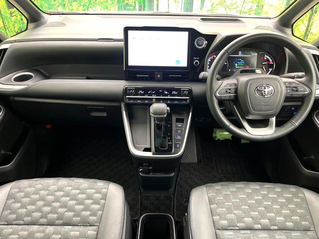 TOYOTA VOXY 2023 Image 31