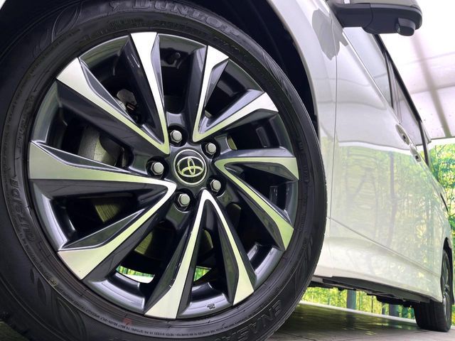 TOYOTA VOXY 2023 Image 31