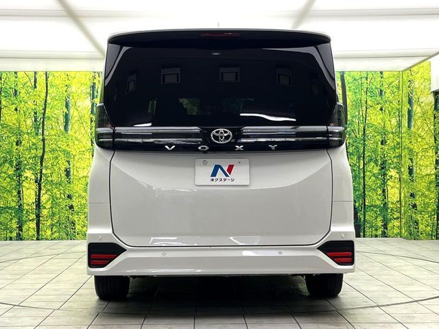 TOYOTA VOXY 2023 Image 31
