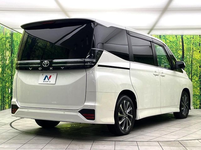 TOYOTA VOXY 2023 Image 31