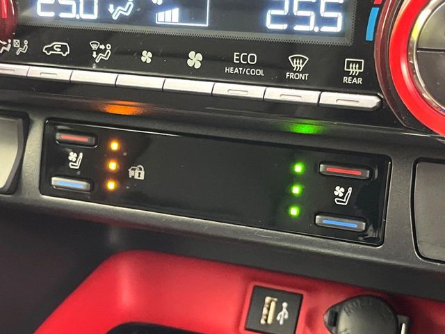 TOYOTA RAV4 HYBRID 4WD 2024 Image 31