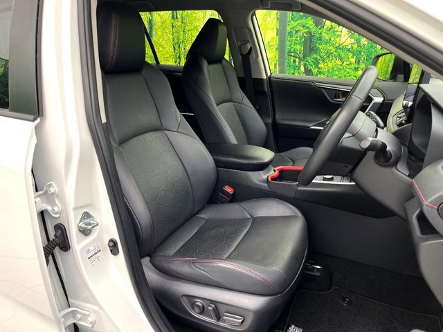 TOYOTA RAV4 HYBRID 4WD 2024 Image 31