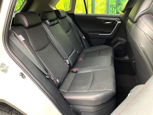 TOYOTA RAV4 HYBRID 4WD 2024 Image 31