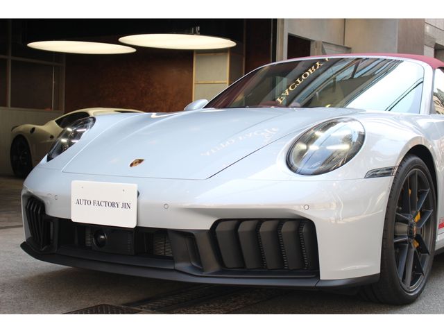 PORSCHE 911 2025 Image 31