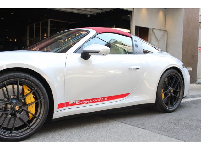 PORSCHE 911 2025 Image 31