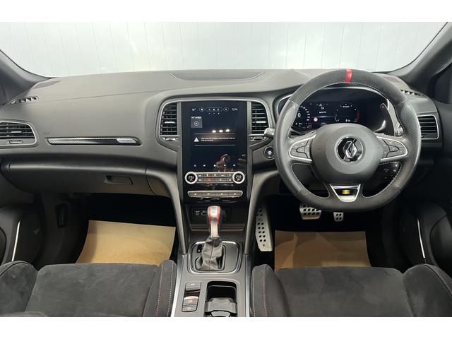 RENAULT MEGANE HATCH 2023 Image 31