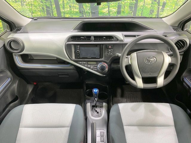 TOYOTA AQUA 2014 Image 31