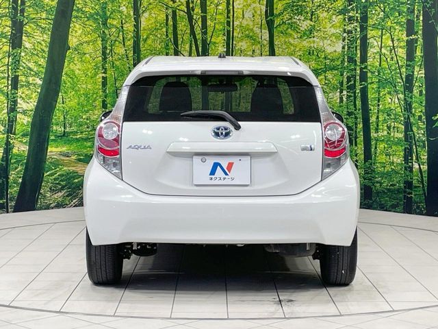TOYOTA AQUA 2014 Image 31