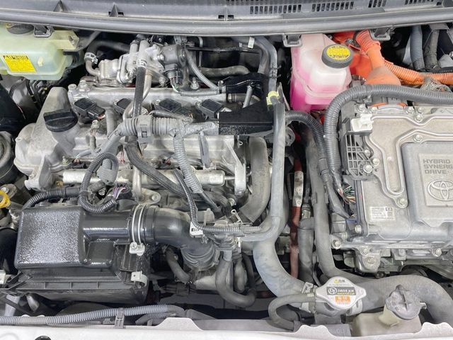 TOYOTA AQUA 2014 Image 31