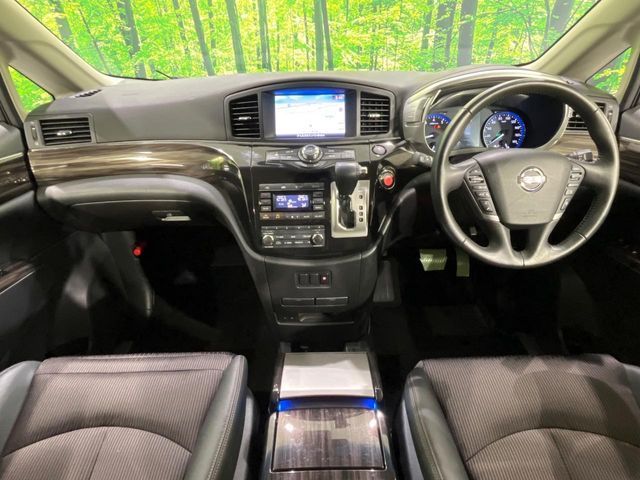 NISSAN ELGRAND  4WD 2019 Image 31