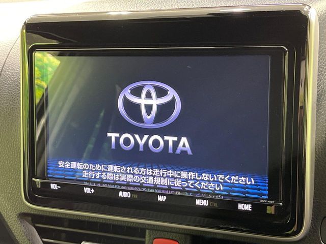 TOYOTA VOXY 4WD 2019 Image 31