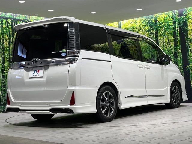 TOYOTA VOXY 4WD 2019 Image 31