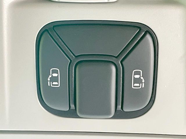 TOYOTA VELLFIRE 2014 Image 31