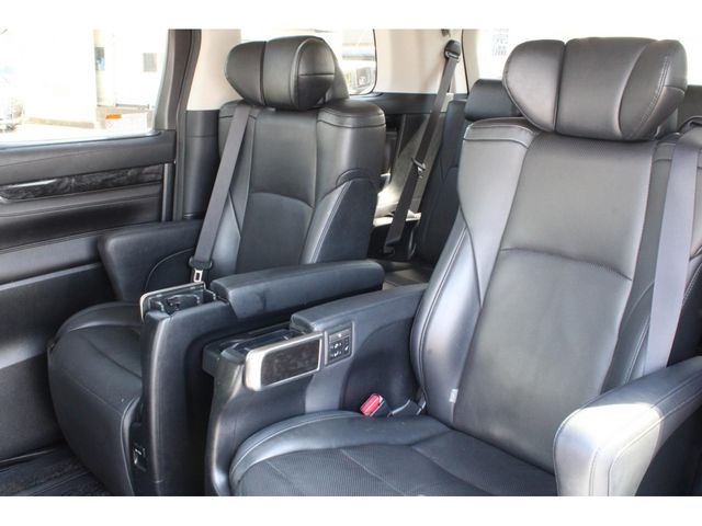 TOYOTA VELLFIRE 2019 Image 31