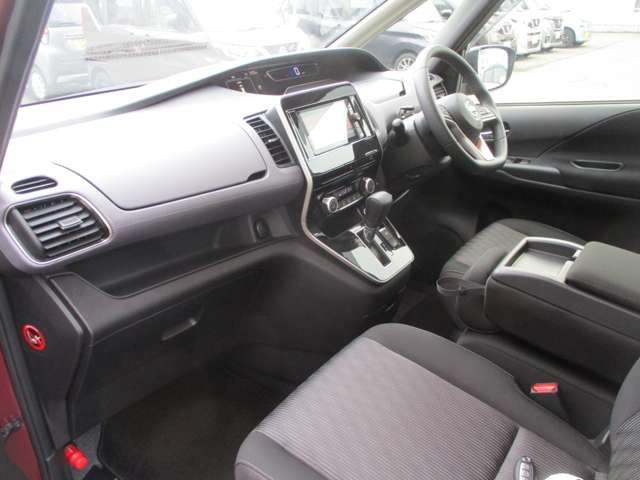 NISSAN SERENA  S-HYBRID 4WD 2021 Image 31