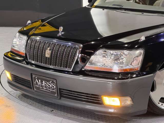 TOYOTA CROWN MAJESTA 2000 Image 31