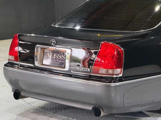 TOYOTA CROWN MAJESTA 2000 Image 31
