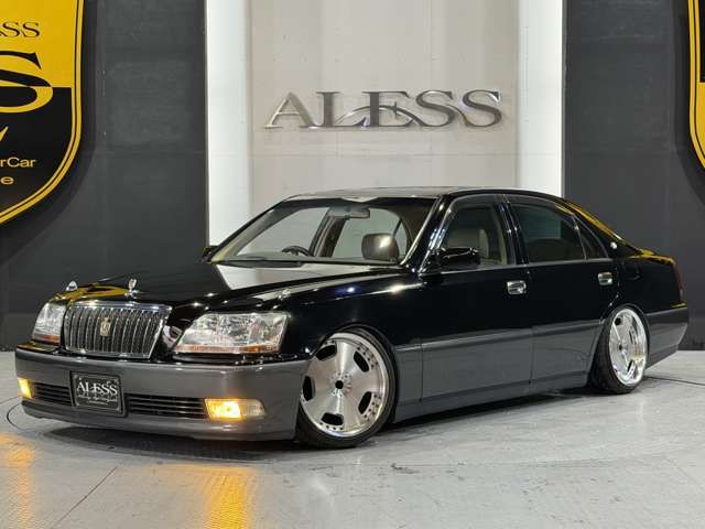 TOYOTA CROWN MAJESTA 2000 Image 31