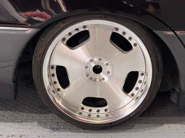 TOYOTA CROWN MAJESTA 2000 Image 31