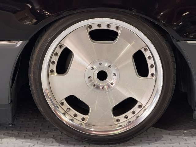 TOYOTA CROWN MAJESTA 2000 Image 31