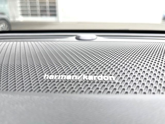 VOLVO V60 2020 Image 31