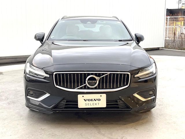 VOLVO V60 2020 Image 31
