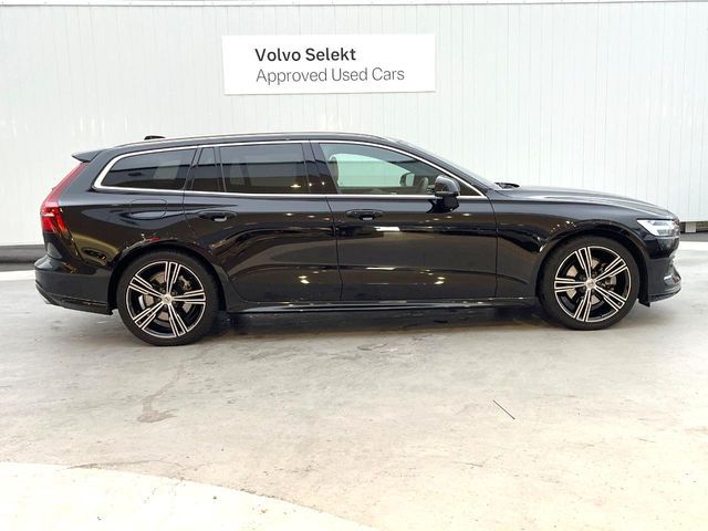 VOLVO V60 2020 Image 31