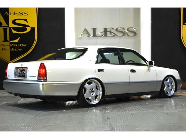 TOYOTA CROWN MAJESTA 1998 Image 31