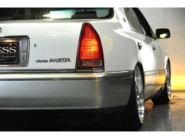 TOYOTA CROWN MAJESTA 1998 Image 31