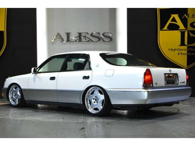 TOYOTA CROWN MAJESTA 1998 Image 31