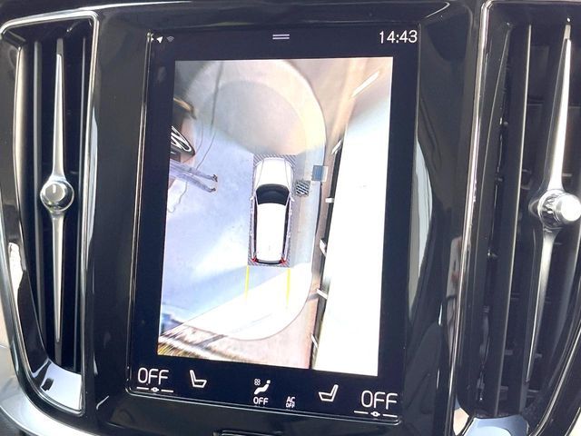 VOLVO V60 2021 Image 31