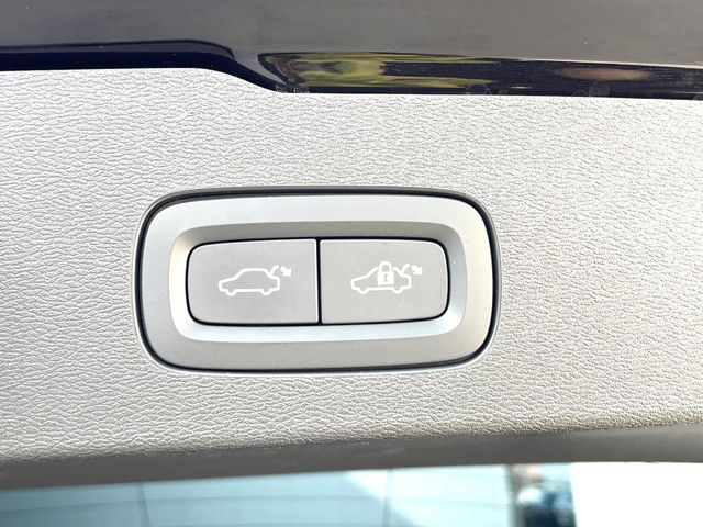 VOLVO V60 2021 Image 31