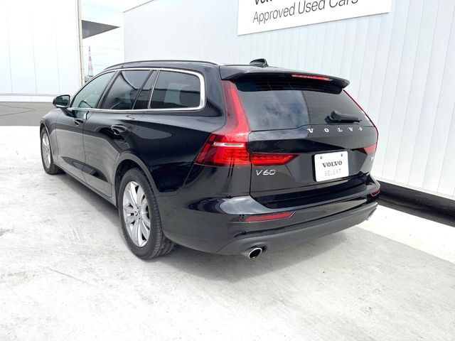 VOLVO V60 2021 Image 31