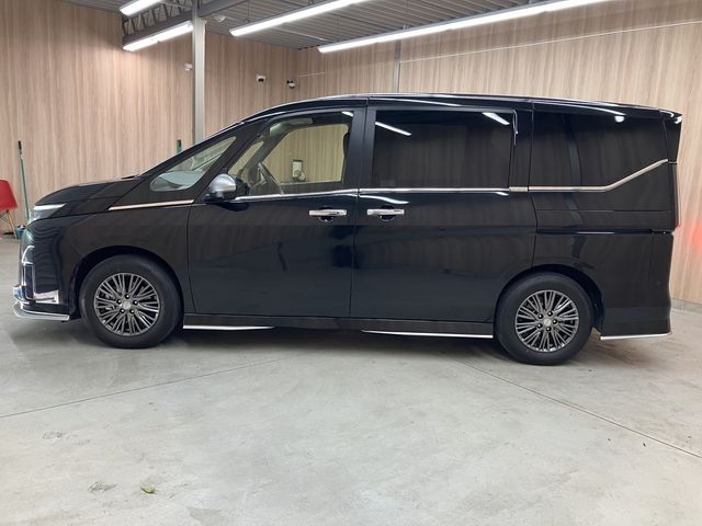 NISSAN SERENA  WG 2023 Image 31