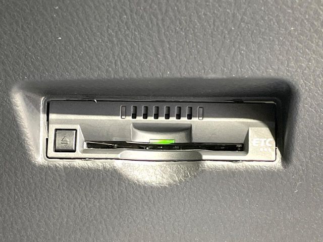 TOYOTA C-HR 2019 Image 31