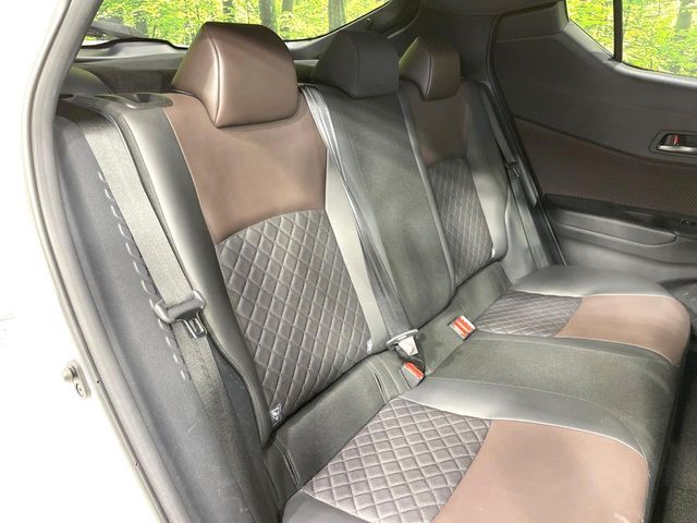 TOYOTA C-HR 2019 Image 31