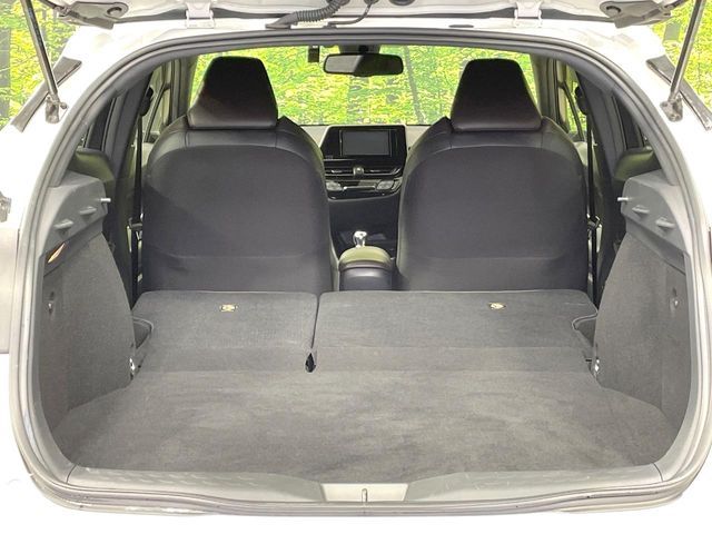 TOYOTA C-HR 2019 Image 31