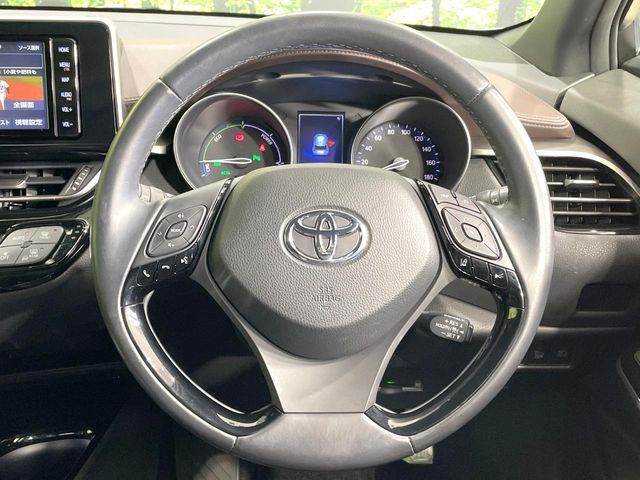 TOYOTA C-HR 2019 Image 31