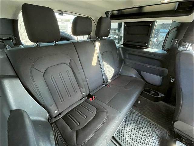 ROVER DEFENDER 2021 Image 31