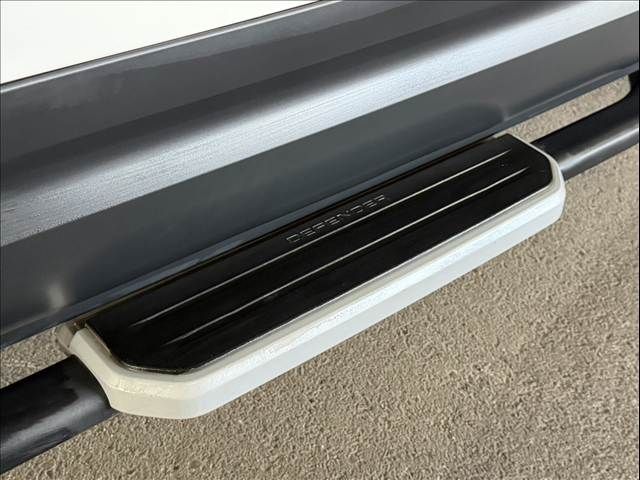 ROVER DEFENDER 2021 Image 31