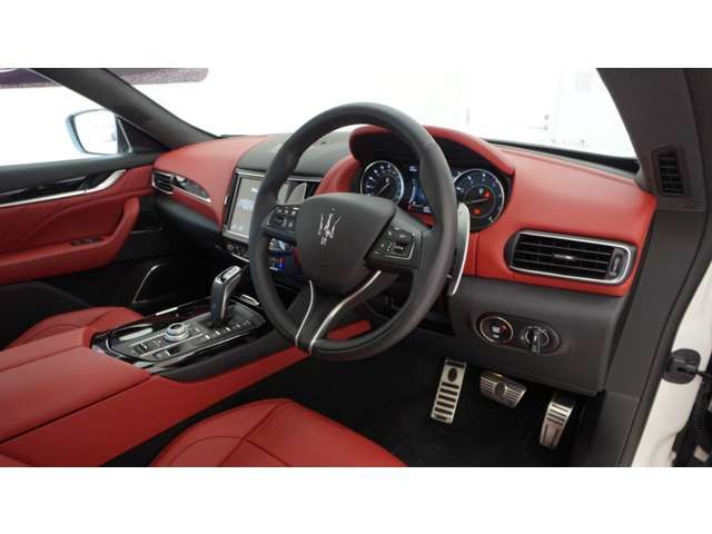 MASERATI LEVANTE 2025 Image 31