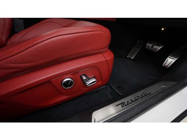 MASERATI LEVANTE 2022 Image 31